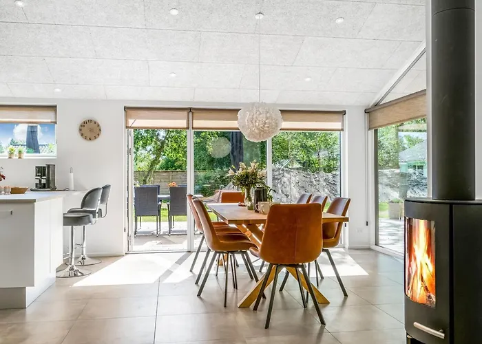 Zoya - From The Sea By Interhome *